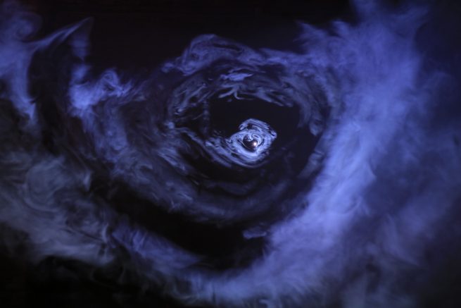 StrangeLoop_light_sound_installation